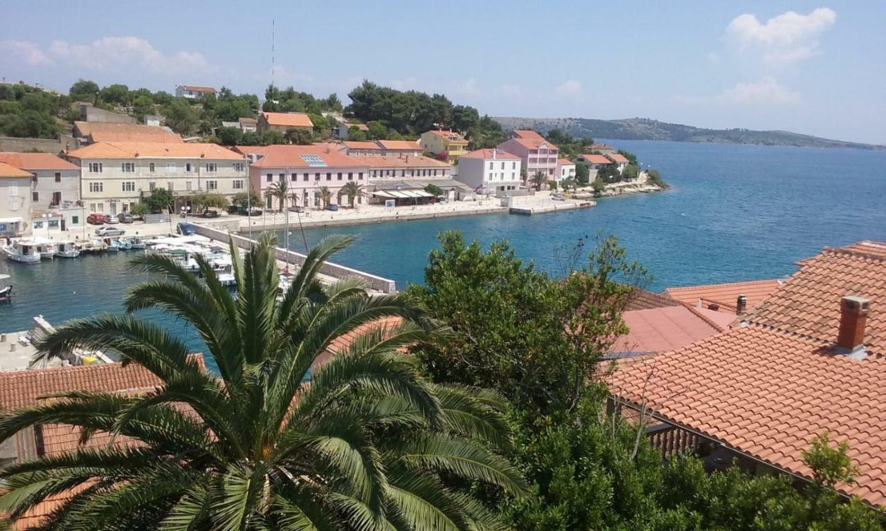 Villa Carmen Sali Buitenkant foto